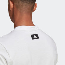 Laden Sie das Bild in den Galerie-Viewer, M FI TEE BOS A T-SHIRT