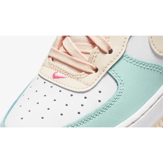NIKE AIR FORCE 1