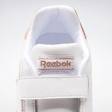 Carica l'immagine nel visualizzatore di Gallery, reebok royal cljog