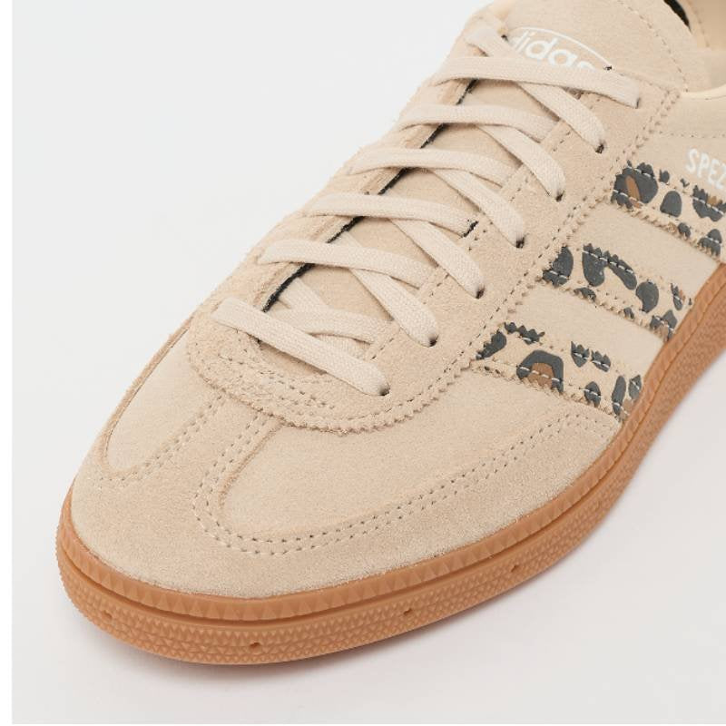 SPEZIAL J