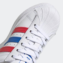 Laden Sie das Bild in den Galerie-Viewer, SUPERSTAR C