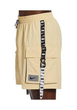 Laden Sie das Bild in den Galerie-Viewer, PANTALONCINO NIKE