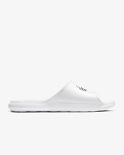 Laden Sie das Bild in den Galerie-Viewer, NIKE VICTORI ONE SHOWER SLIDE CIABATTA
