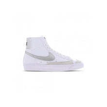 Laden Sie das Bild in den Galerie-Viewer, NIKE BLAZER MID '77 (GS)
