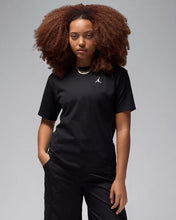 Laden Sie das Bild in den Galerie-Viewer, T-SHIRT JORDAN DONNA