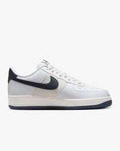 Carica l'immagine nel visualizzatore di Gallery, NIKE AIR FORCE 1 '07 NN