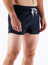 Load image into Gallery viewer, Beachshort boxer mare