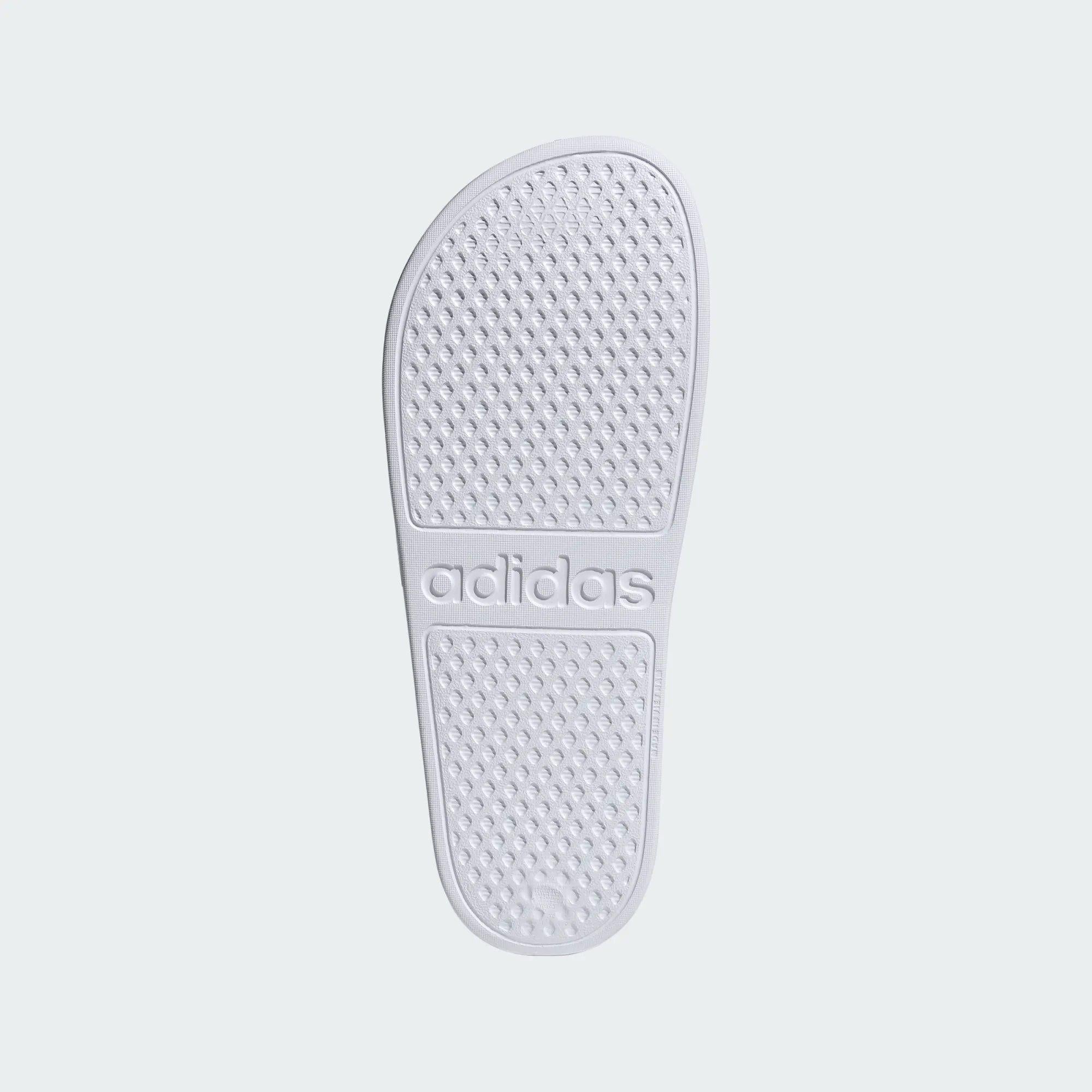 ADILETTE AQUA