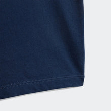 Laden Sie das Bild in den Galerie-Viewer, trefoil tee