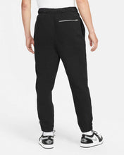 Cargar imagen en el visor de la galería, PANTALONE GARZADO JORDAN