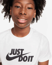 Load image into Gallery viewer, T-SHIRT NIKE JUNIOR
