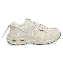 Carica l'immagine nel visualizzatore di Gallery, WILLO RUNNER
