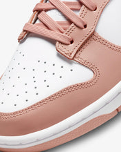 Carica l&#39;immagine nel visualizzatore di Gallery, NIKE DUNK LOW
