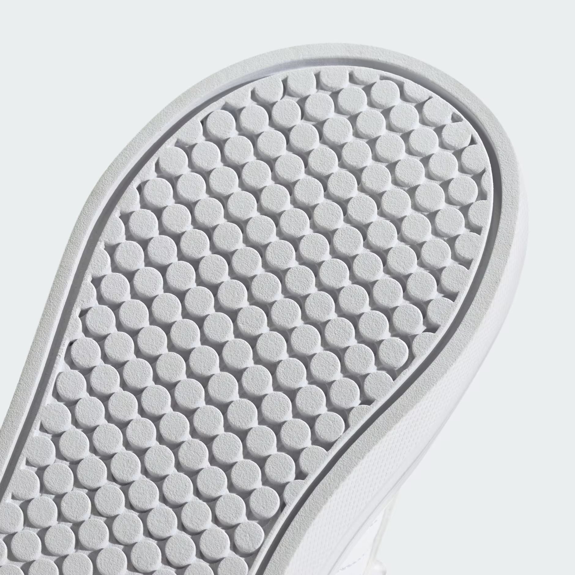 VS PACE ADIDAS