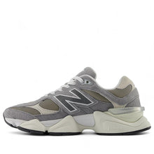 Laden Sie das Bild in den Galerie-Viewer, NEW BALANCE 9060
