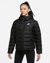 Load image into Gallery viewer, PIUMINO NIKE DONNA
