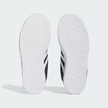 Carica l'immagine nel visualizzatore di Gallery, GAZELLE
