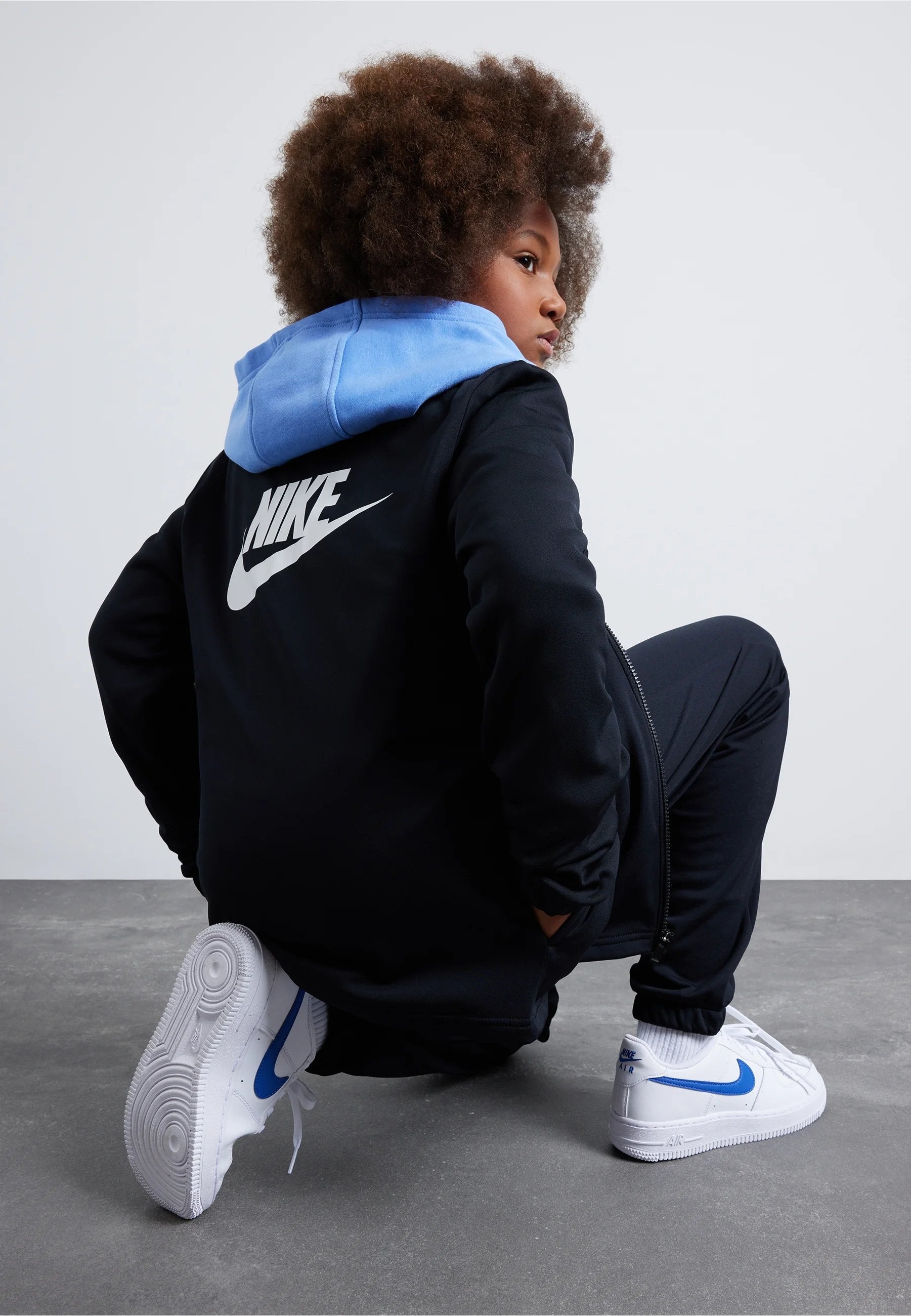 TUTA JUNIOR NIKE