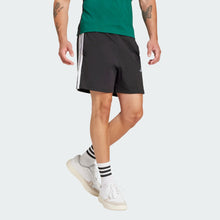 Carica l&#39;immagine nel visualizzatore di Gallery, SHORT UOMO ADIDAS
