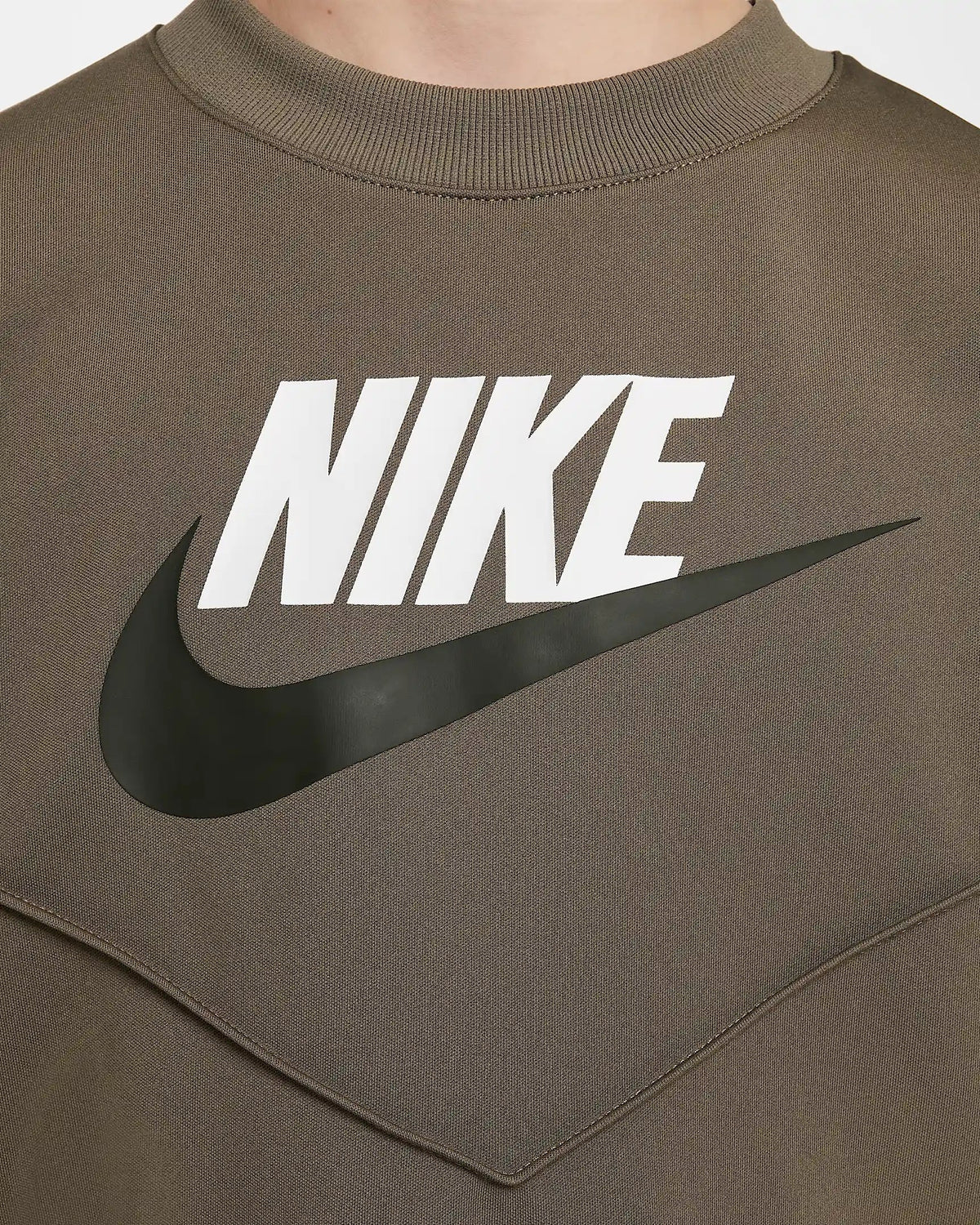 TUTA JUNIOR NIKE