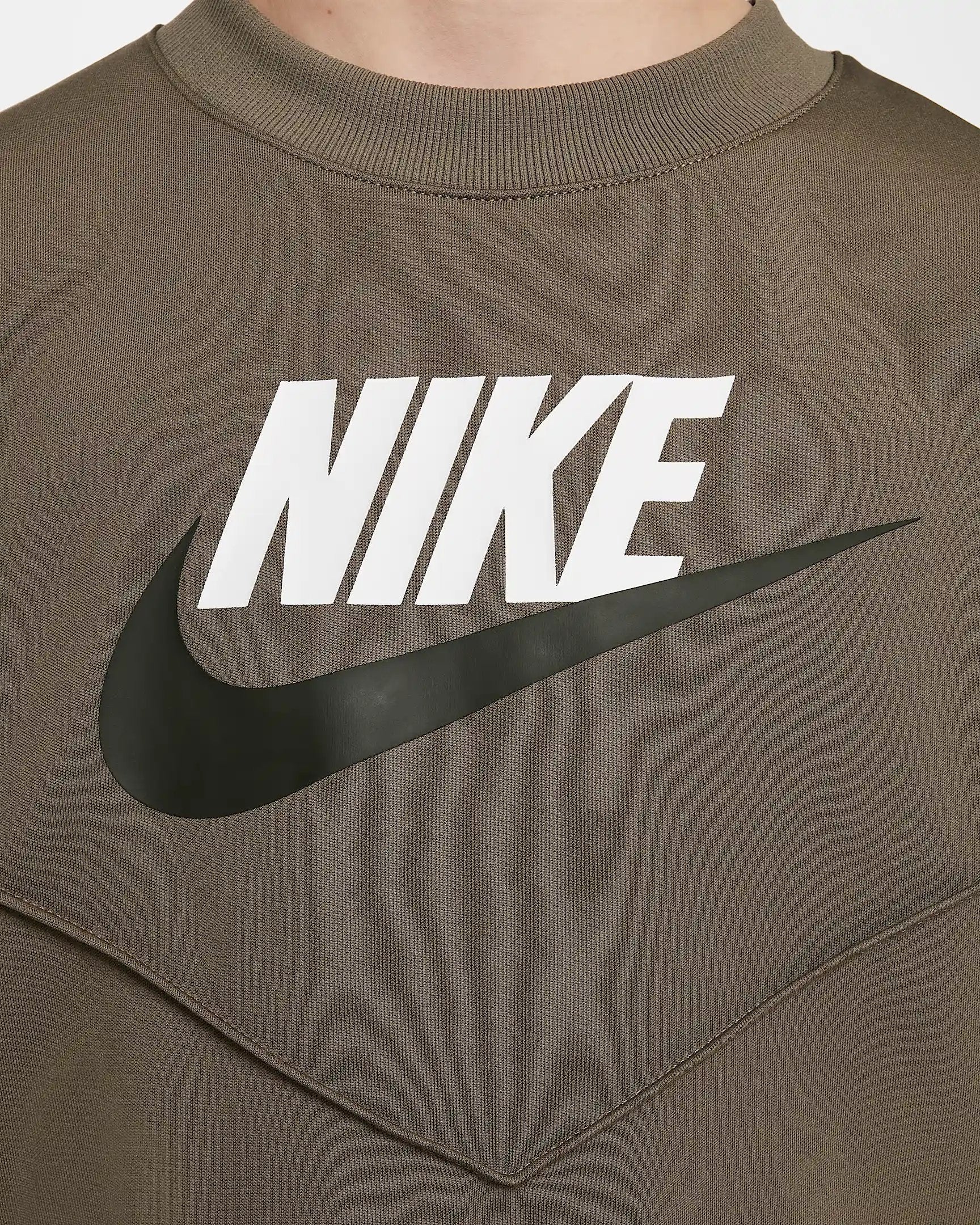 TUTA JUNIOR NIKE