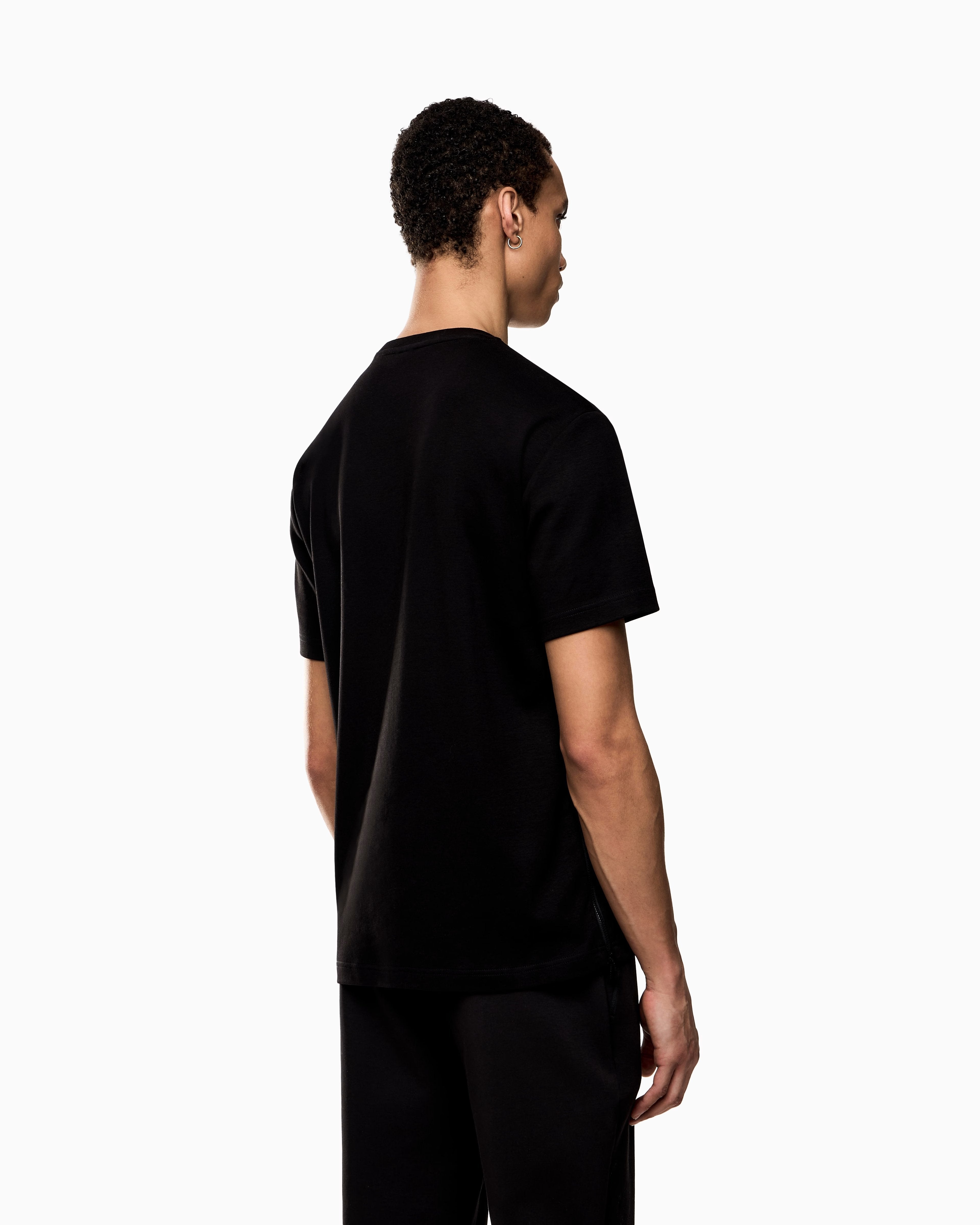 T-SHIRT UOMO 
