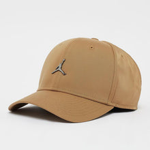 Cargar imagen en el visor de la galería, CAPPELLO CON VISIERA JORDAN
