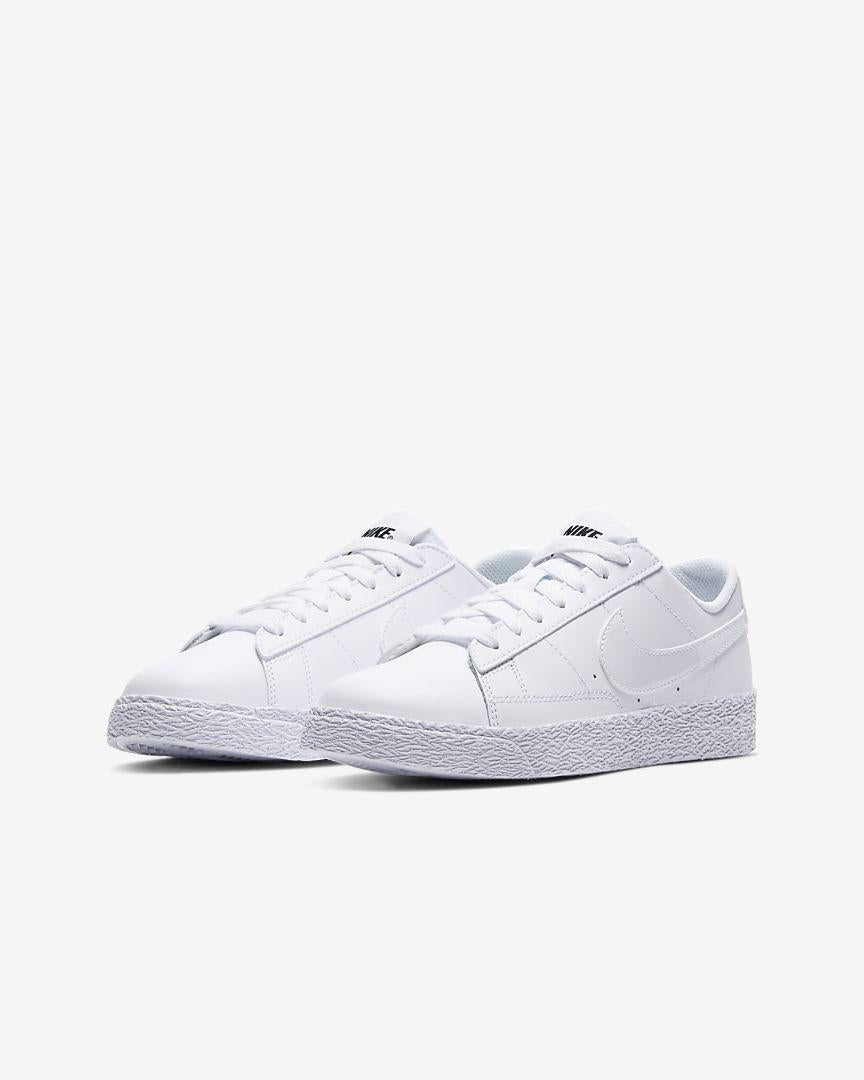 NIKE BLAZER LOW 