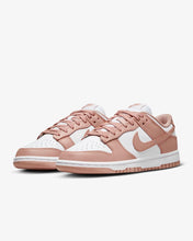 Carica l&#39;immagine nel visualizzatore di Gallery, NIKE DUNK LOW
