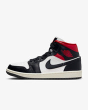 Cargar imagen en el visor de la galería, AIR JORDAN 1 MID
