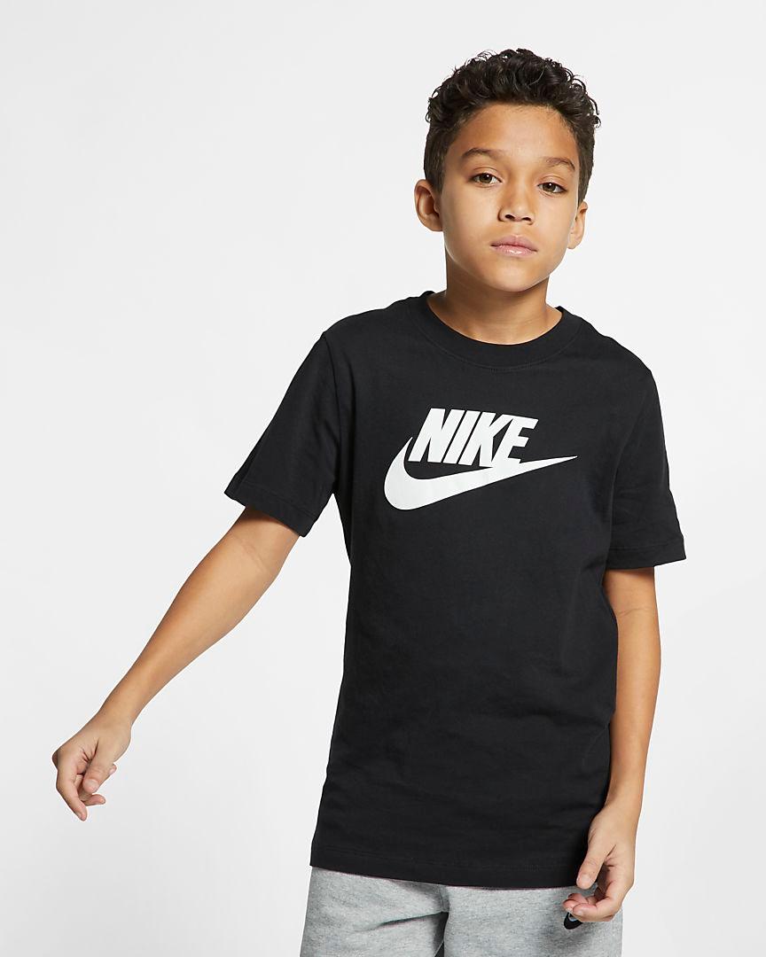 B NSW TEE FUTURA ICON TD T-SHIRT 