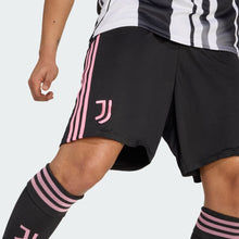 Carica l&#39;immagine nel visualizzatore di Gallery, Short Home 25/26 Juventus
