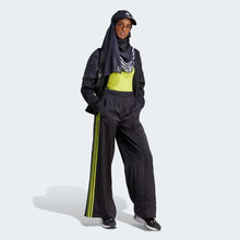 Laden Sie das Bild in den Galerie-Viewer, PANTALONE ADIDAS ADIBREAk
