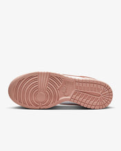 Carica l&#39;immagine nel visualizzatore di Gallery, NIKE DUNK LOW
