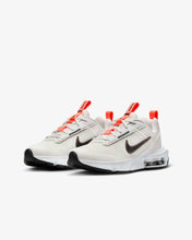 Carica l'immagine nel visualizzatore di Gallery, NIKE AIR MAX INTRLK LITE (GS)
