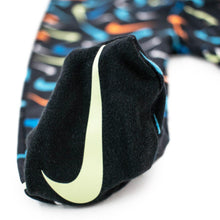 Cargar imagen en el visor de la galería, TUTINA INFANT SWOOSHFETTI PARADE FOOTED COVE
