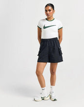 Cargar imagen en el visor de la galería, SHORT DONNA NIKE
