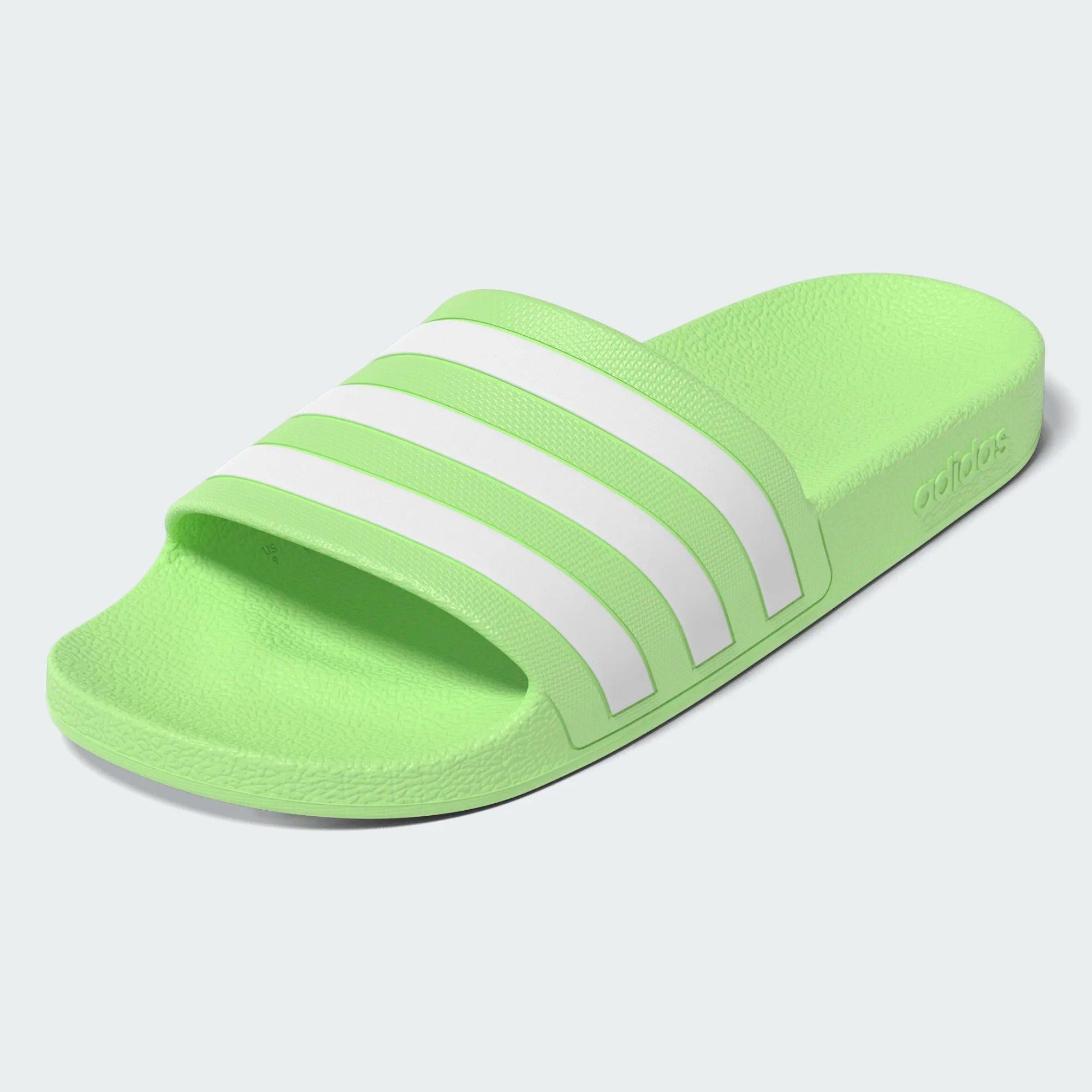 ADILETTE AQUA 