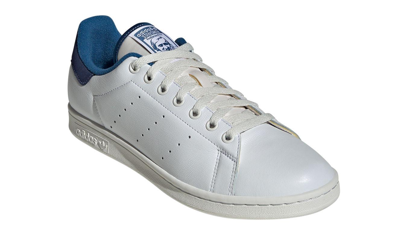 STAN SMITH