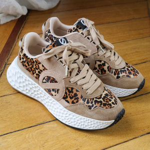 CARTER RUNNER W