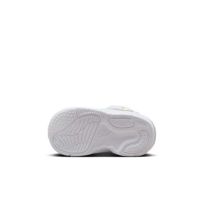 JORDAN AIR MAX AURA 5