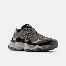 Load image into Gallery viewer, NEW BALANCE 9060
