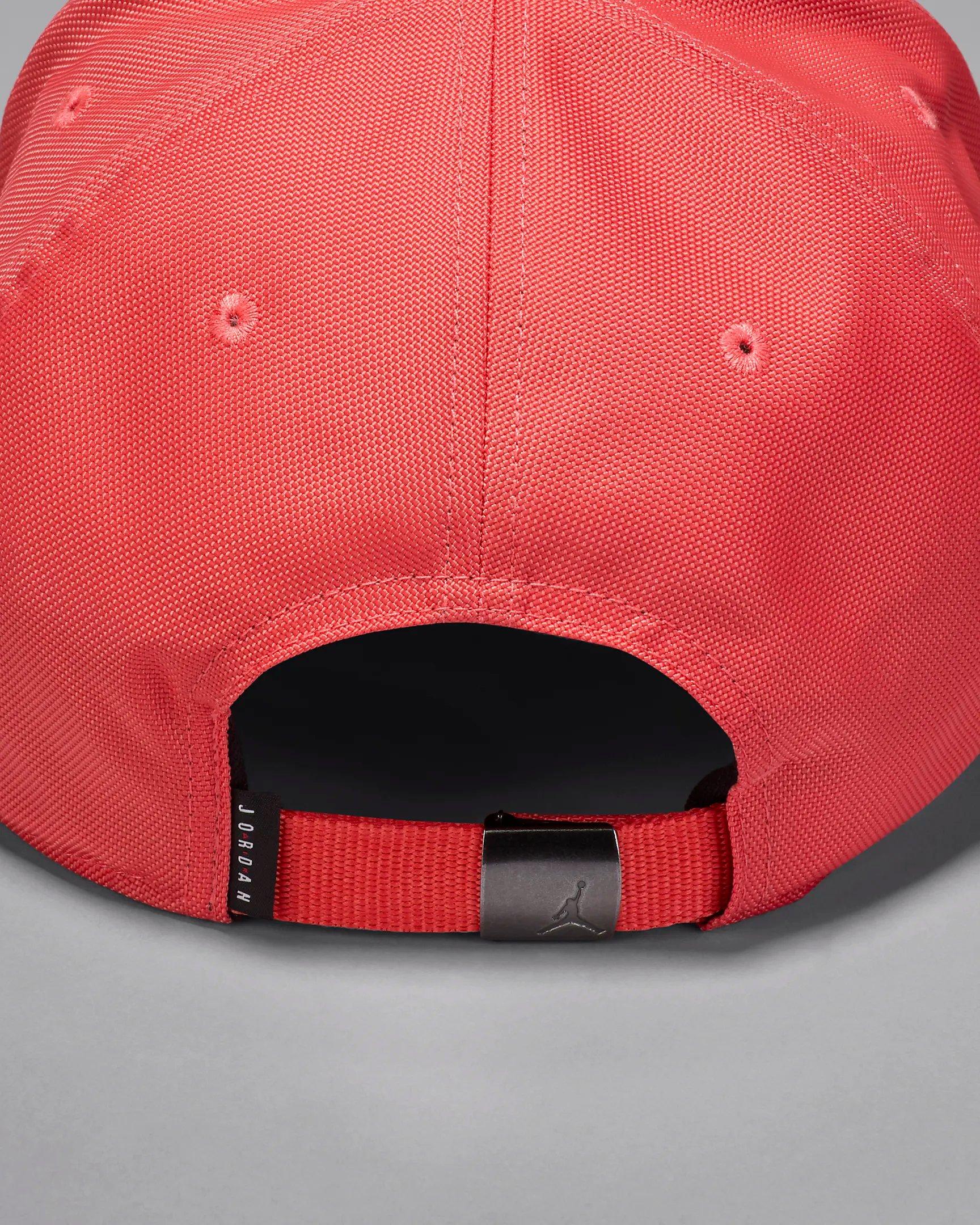 CAPPELLO CON VISIERA JORDAN