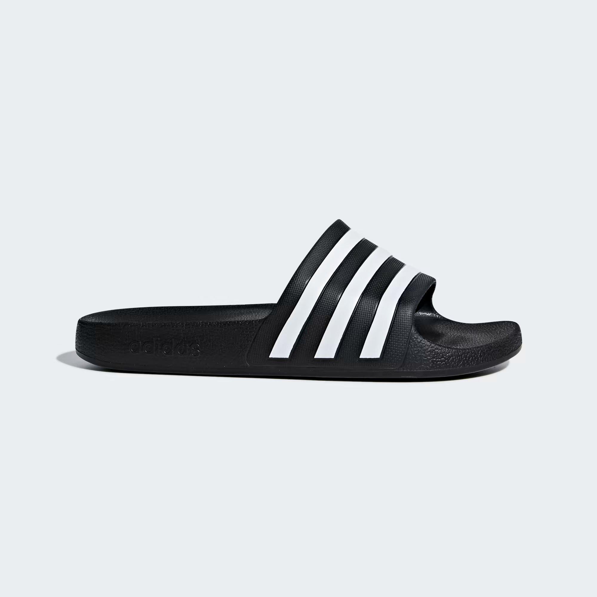 ADILETTE AQUA 