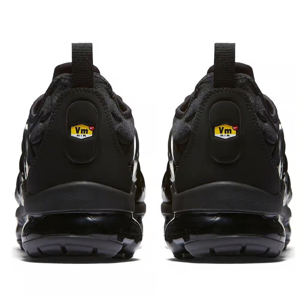 AIR VAPORMAX PLUS