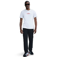 Laden Sie das Bild in den Galerie-Viewer, T-SHIRT UOMO NIKE

