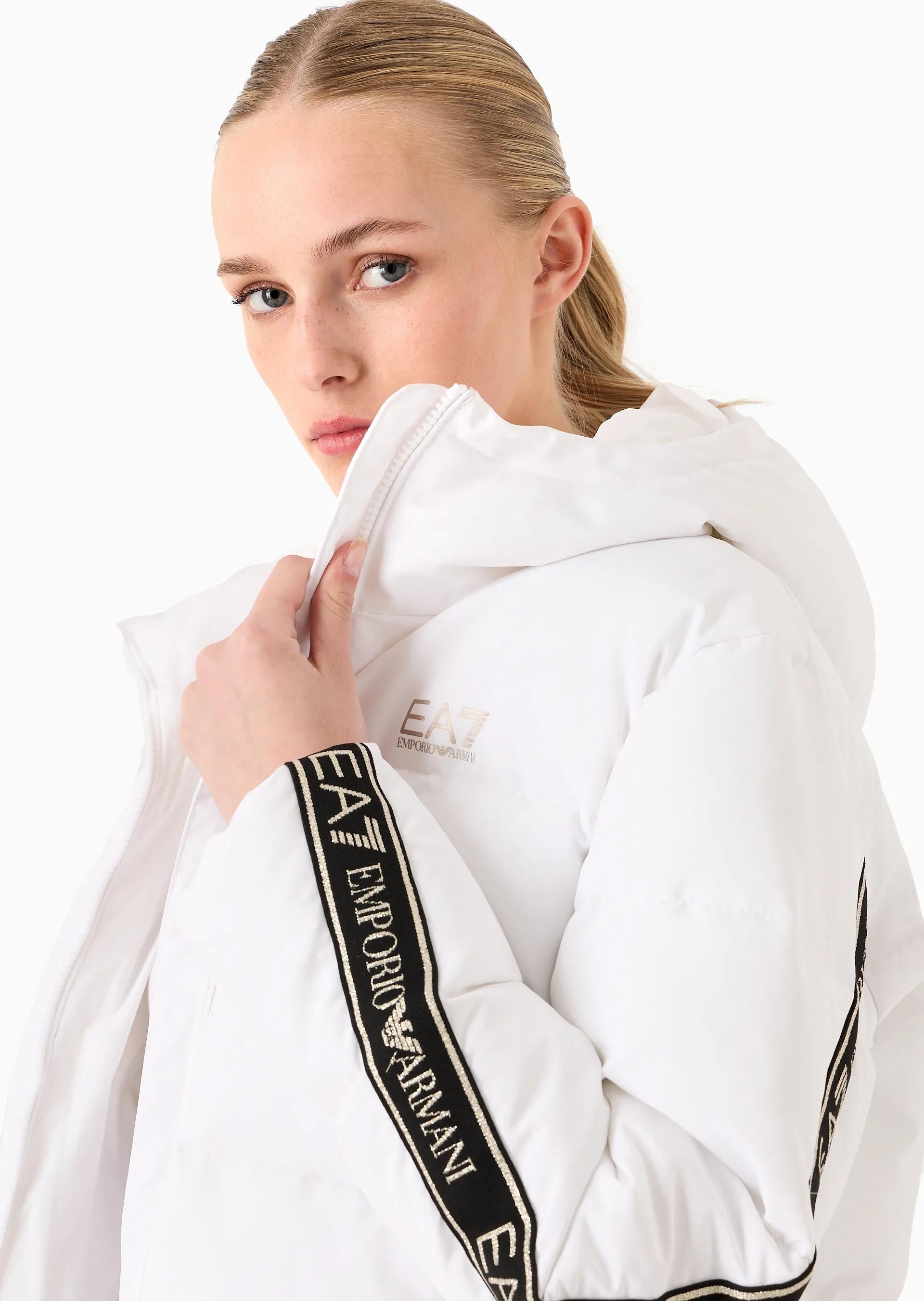 WOMEN'S DOWN JACKET