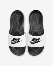 Charger l&#39;image dans la galerie, NIKE VICTORI ONE SLIDE CIABATTA
