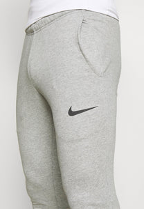 PANTALONE NIKE CON POLSINO