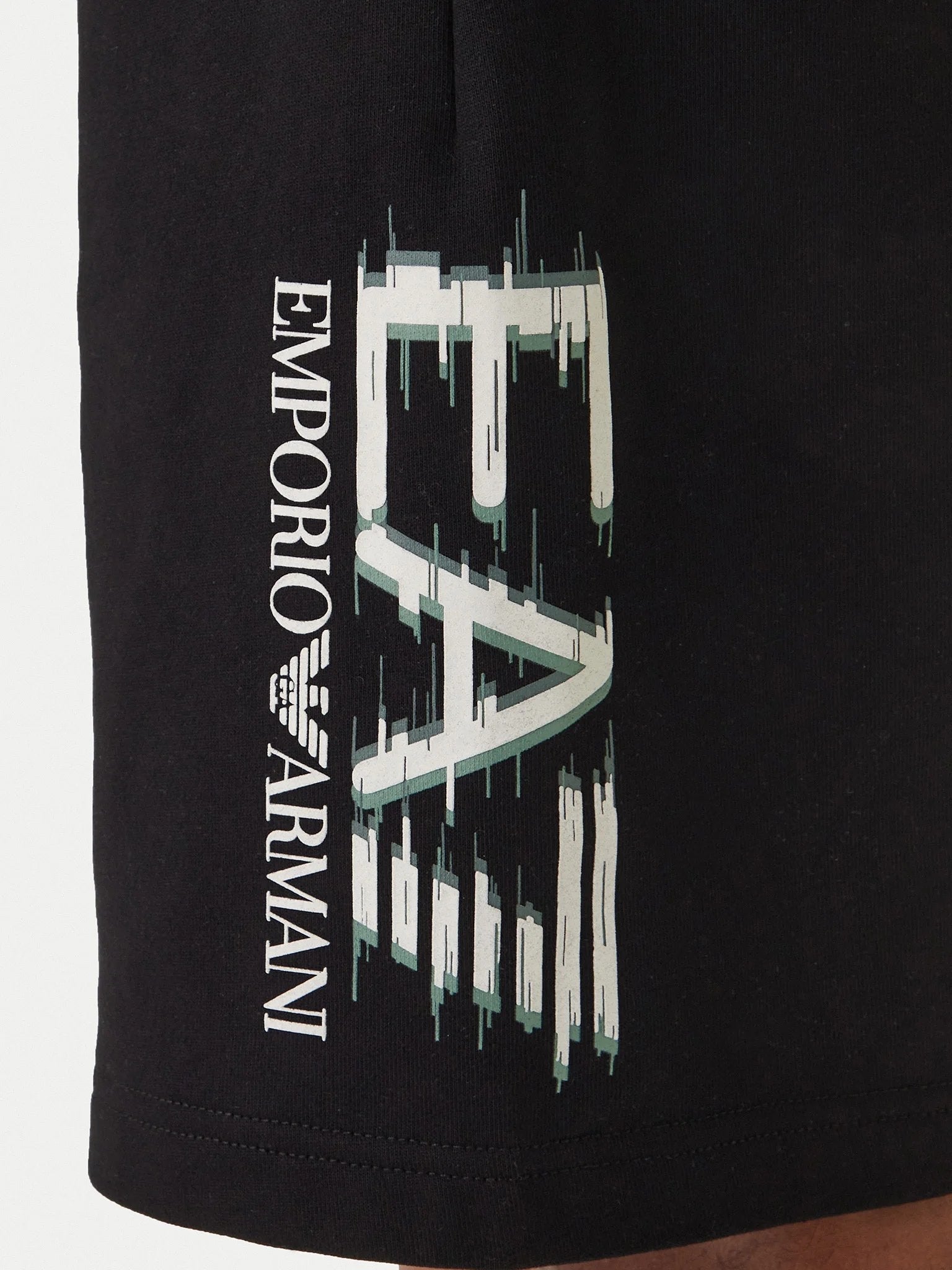 SHORT UOMO EA7